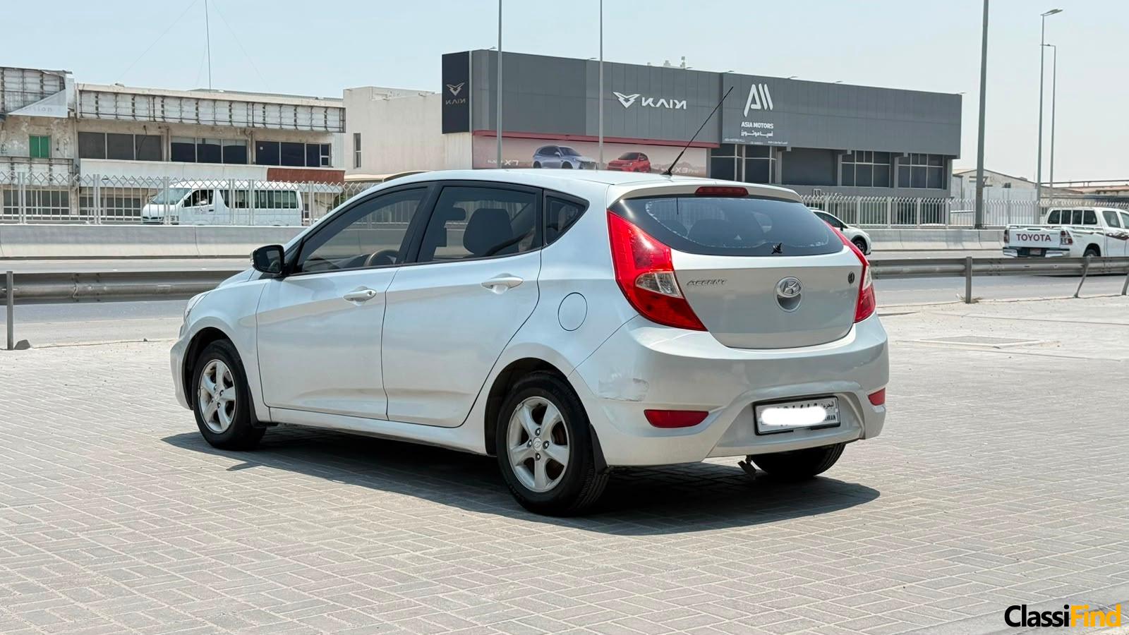 Hyundai Accent 2015 (Silver)