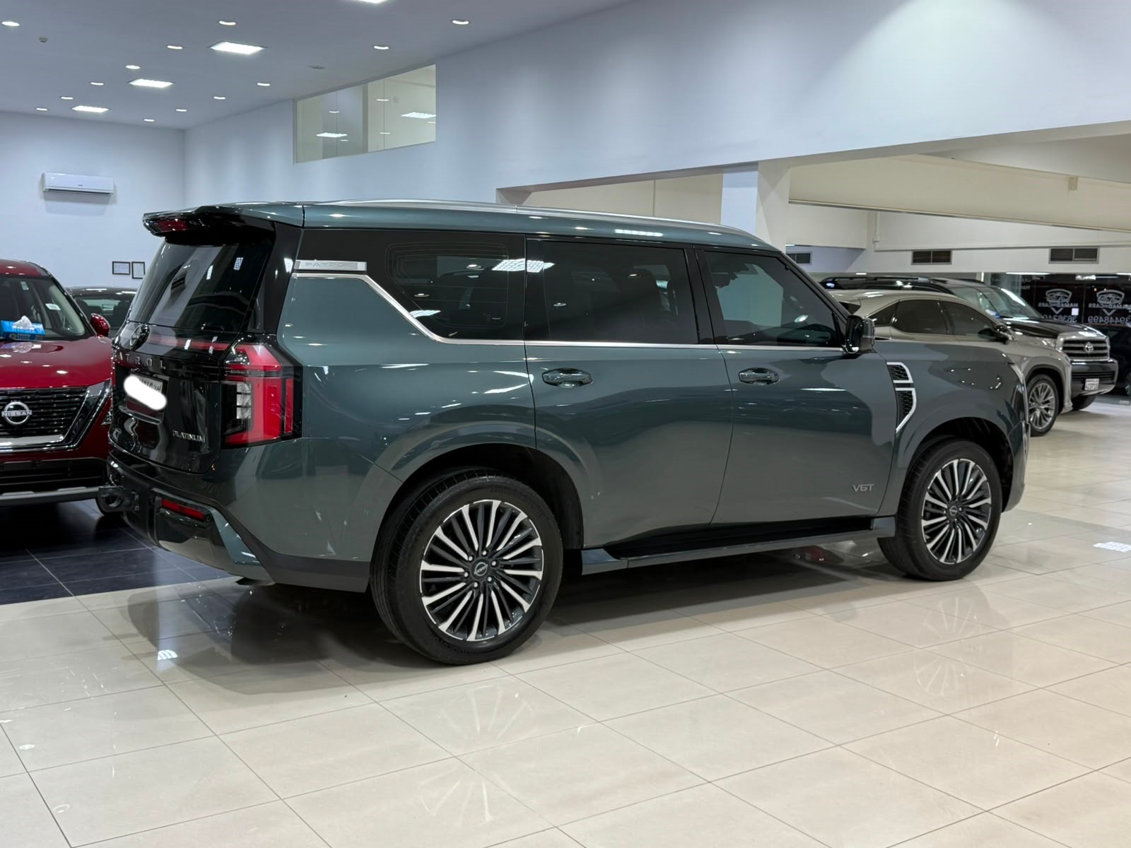 Nissan Patrol Platinum 2025 (Green)