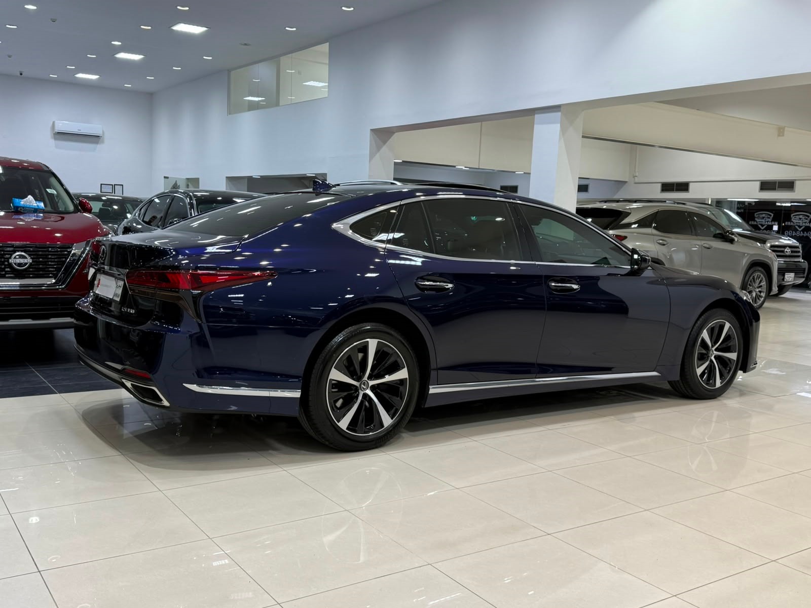 Lexus LS-350 / 2026 (Blue)