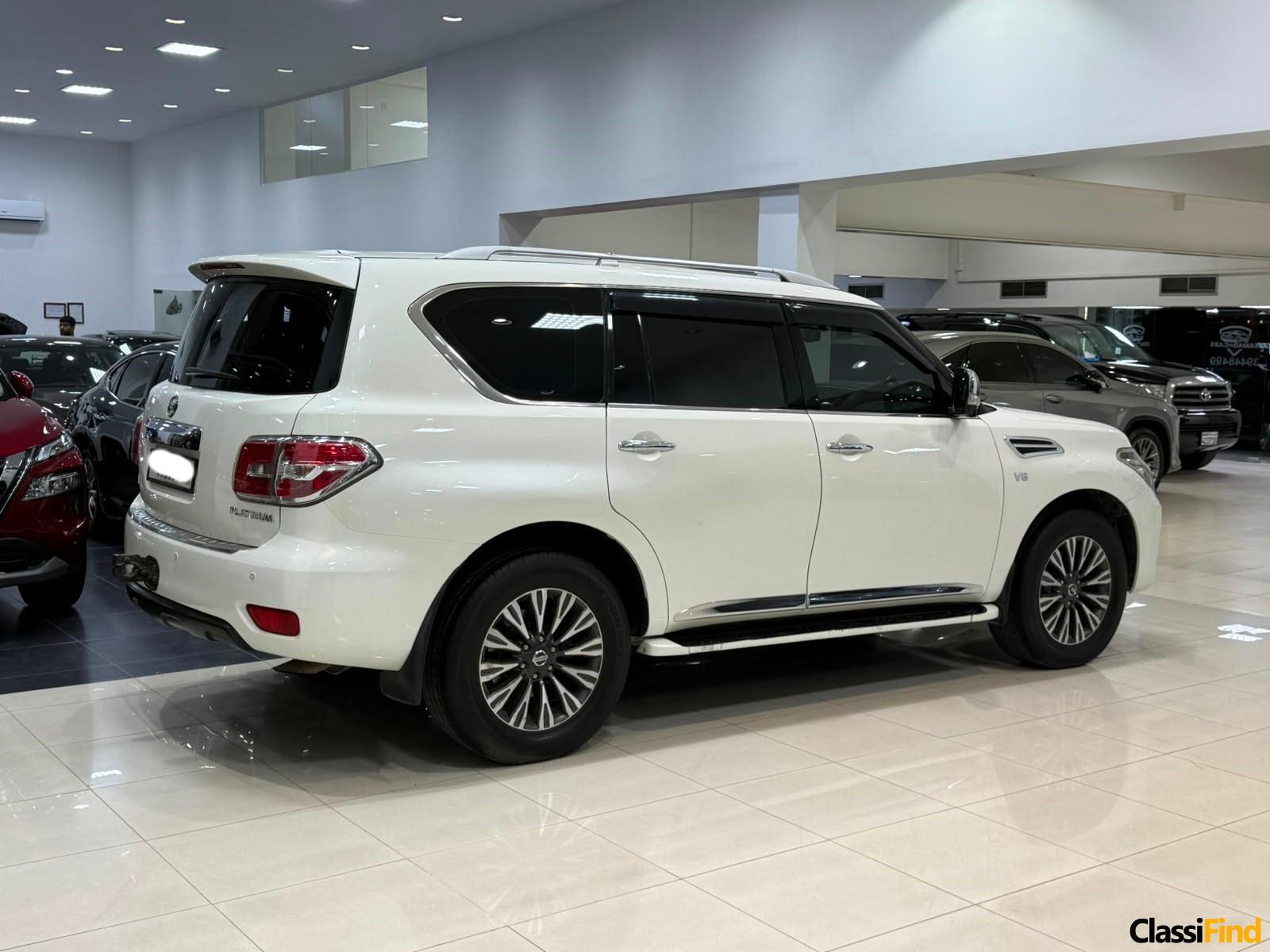 Nissan Patrol Platinum 2014 (White)