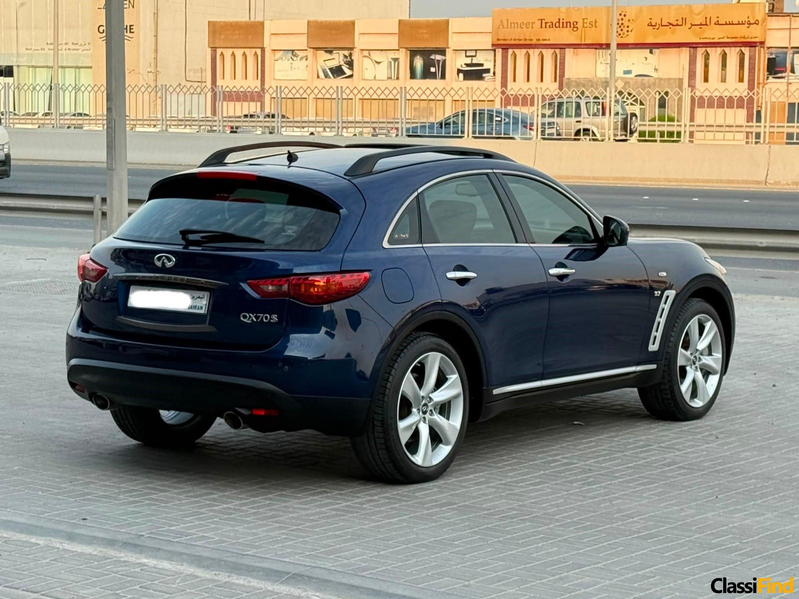 Infiniti QX70 2015 (Blue)