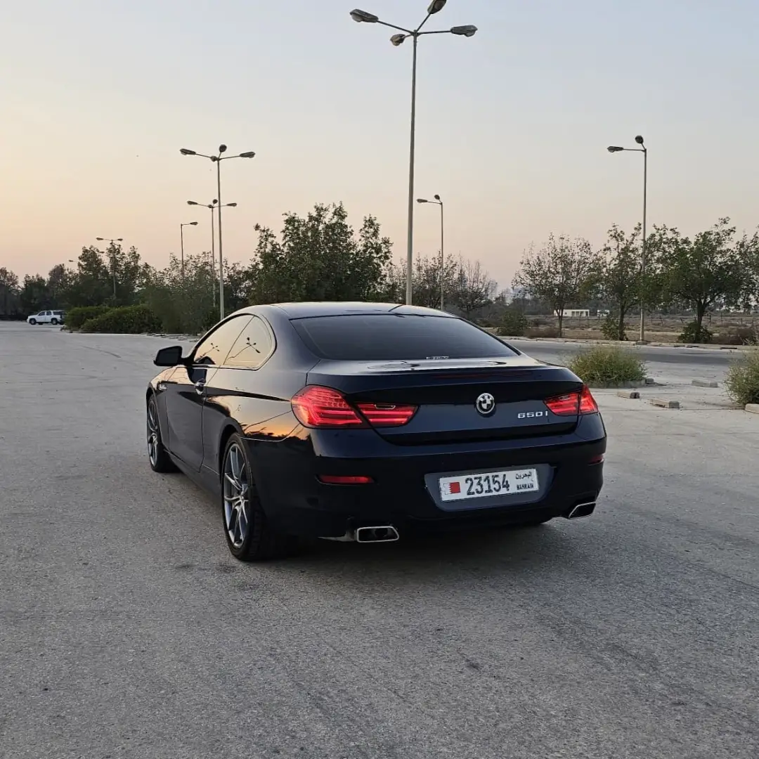 BMW 650i Coupe – High-Performance Luxury with 8-Cylinder 4.4L Engine