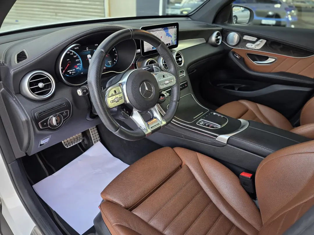 Mercedes-Benz GLC 43 AMG 2021: Luxury Performance SUV with Advanced Features and Turbocharged Power