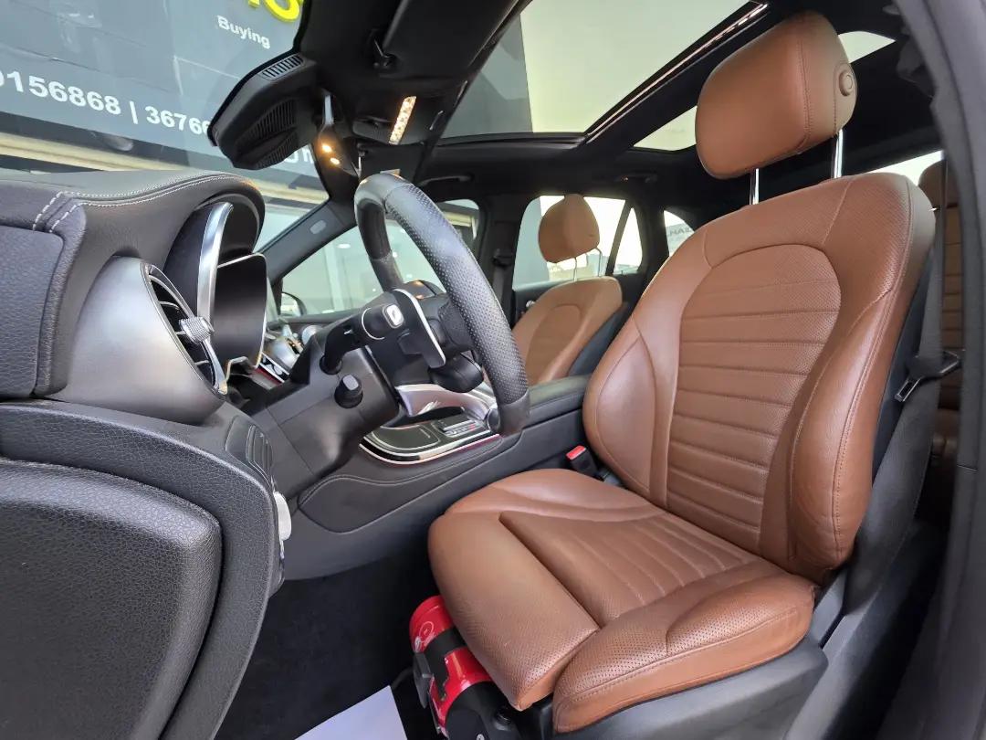 Mercedes-Benz GLC 43 AMG 2021: Luxury Performance SUV with Advanced Features and Turbocharged Power