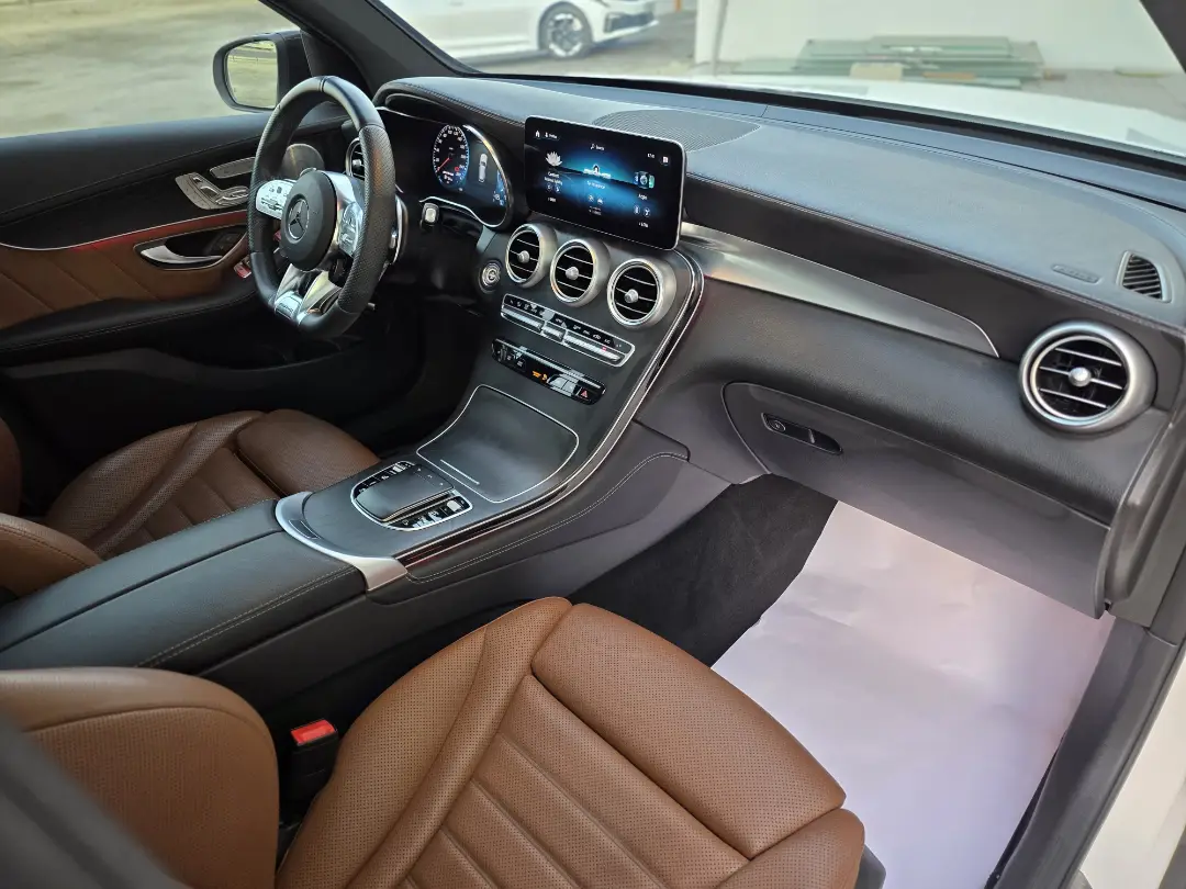 Mercedes-Benz GLC 43 AMG 2021: Luxury Performance SUV with Advanced Features and Turbocharged Power