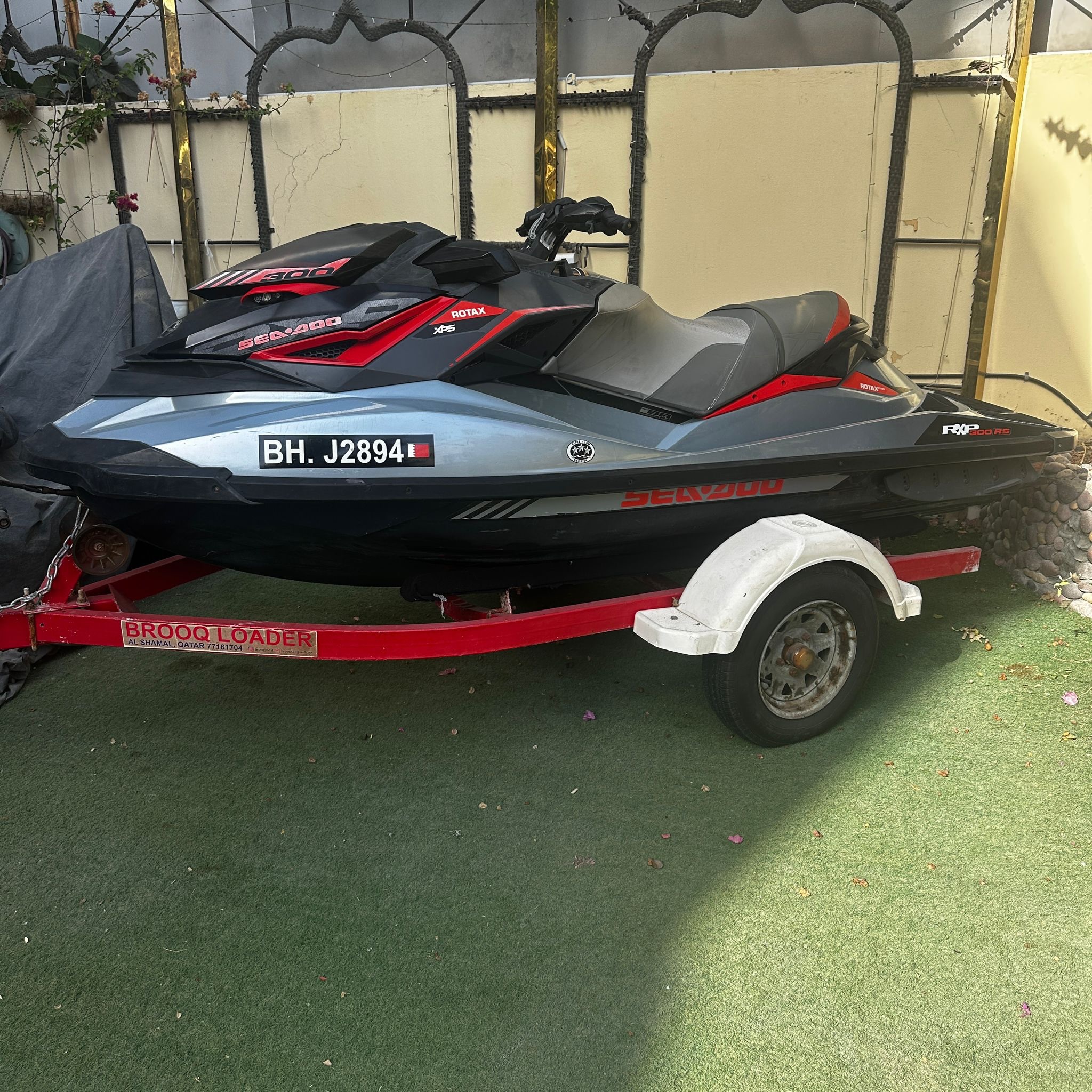 Sea-Doo RXP 300 2018 Jet Ski: High-Performance Watercraft for Thrilling Aquatic Adventures