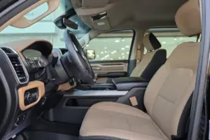 2020 Dodge Ram 1500 Bighorn 4×4 V8 5.7-Liter Truck – Powerful Performance & Advanced Features