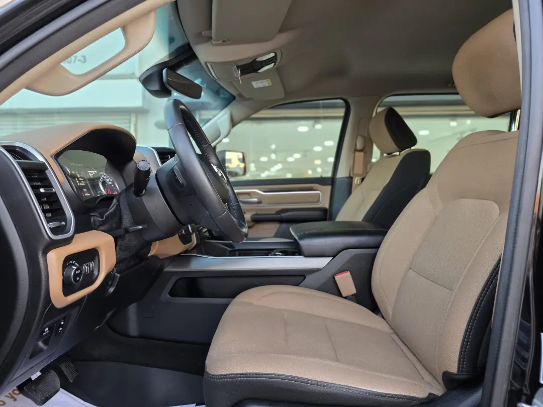 2020 Dodge Ram 1500 Bighorn 4×4 V8 5.7-Liter Truck – Powerful Performance & Advanced Features