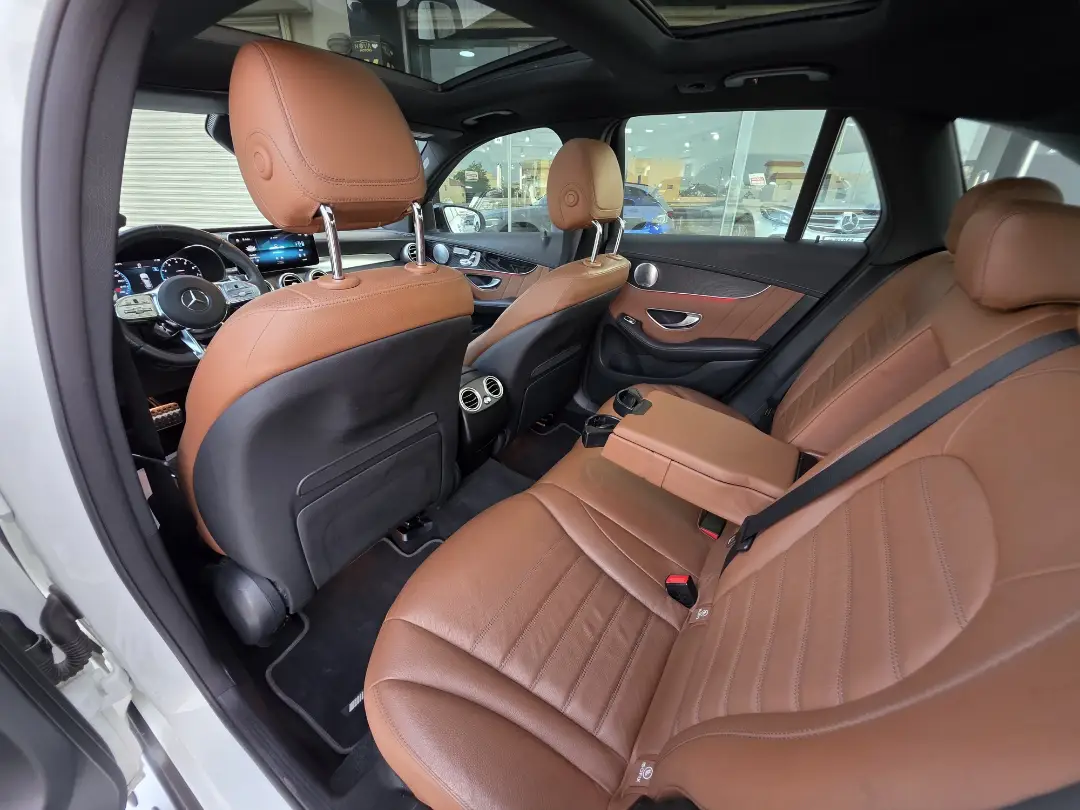 Mercedes-Benz GLC 43 AMG 2021: Luxury Performance SUV with Advanced Features and Turbocharged Power