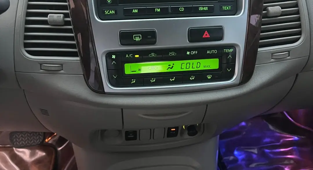 2013 Toyota Innova G for Sale