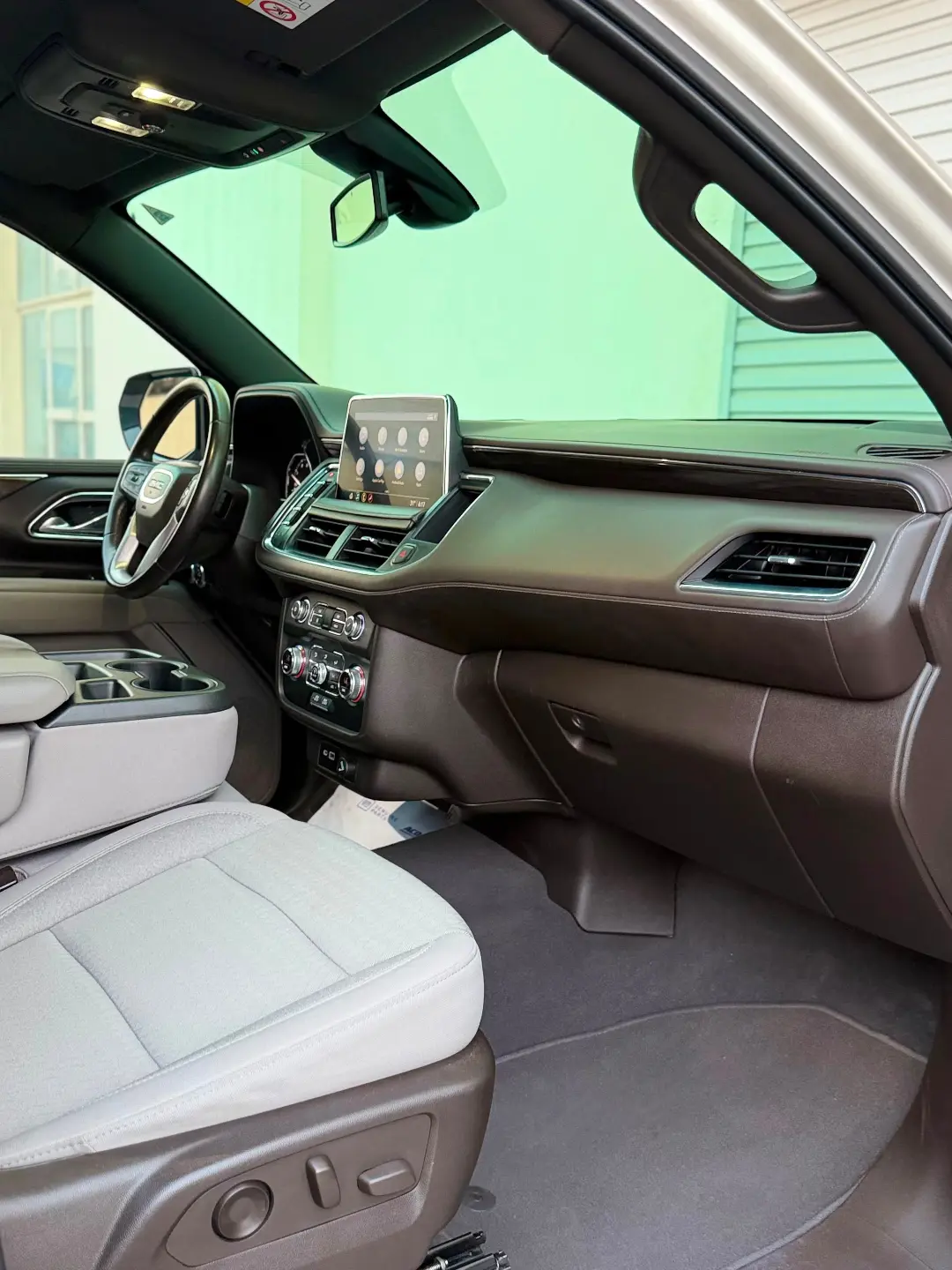 2021 GMC Yukon SLE for Sale – Excellent Condition
