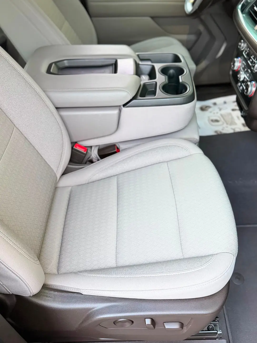2021 GMC Yukon SLE for Sale – Excellent Condition