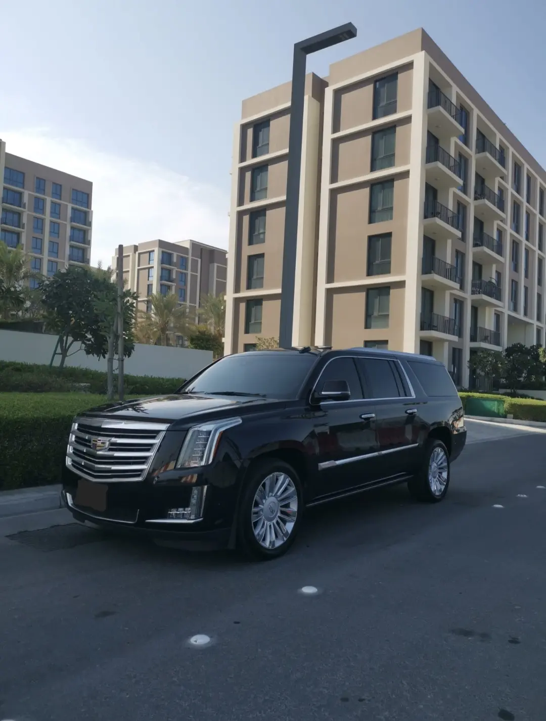 2018 Cadillac Escalade ESV Platinum GCC Spec For Sale