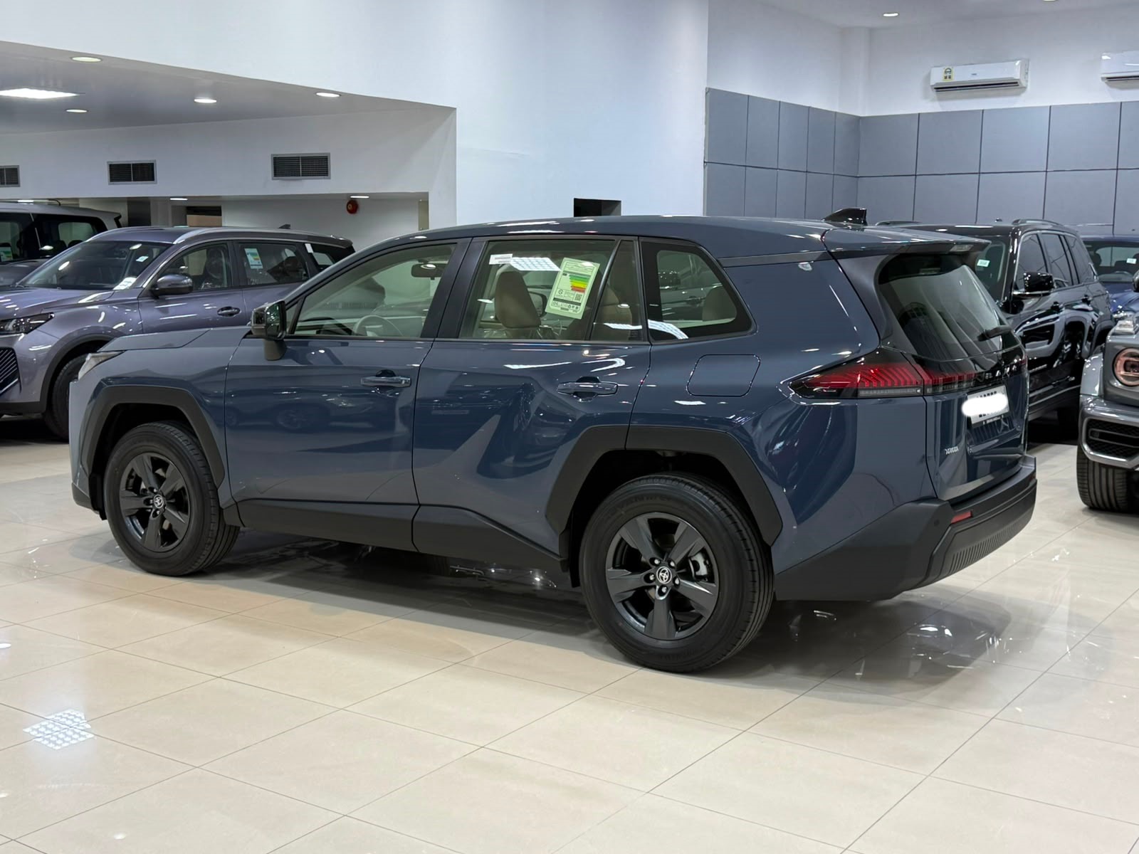 Toyota Rav-4 / 2026 (Grey)