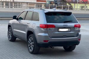 Jeep Grand Cherokee LTD 2018 (Silver)