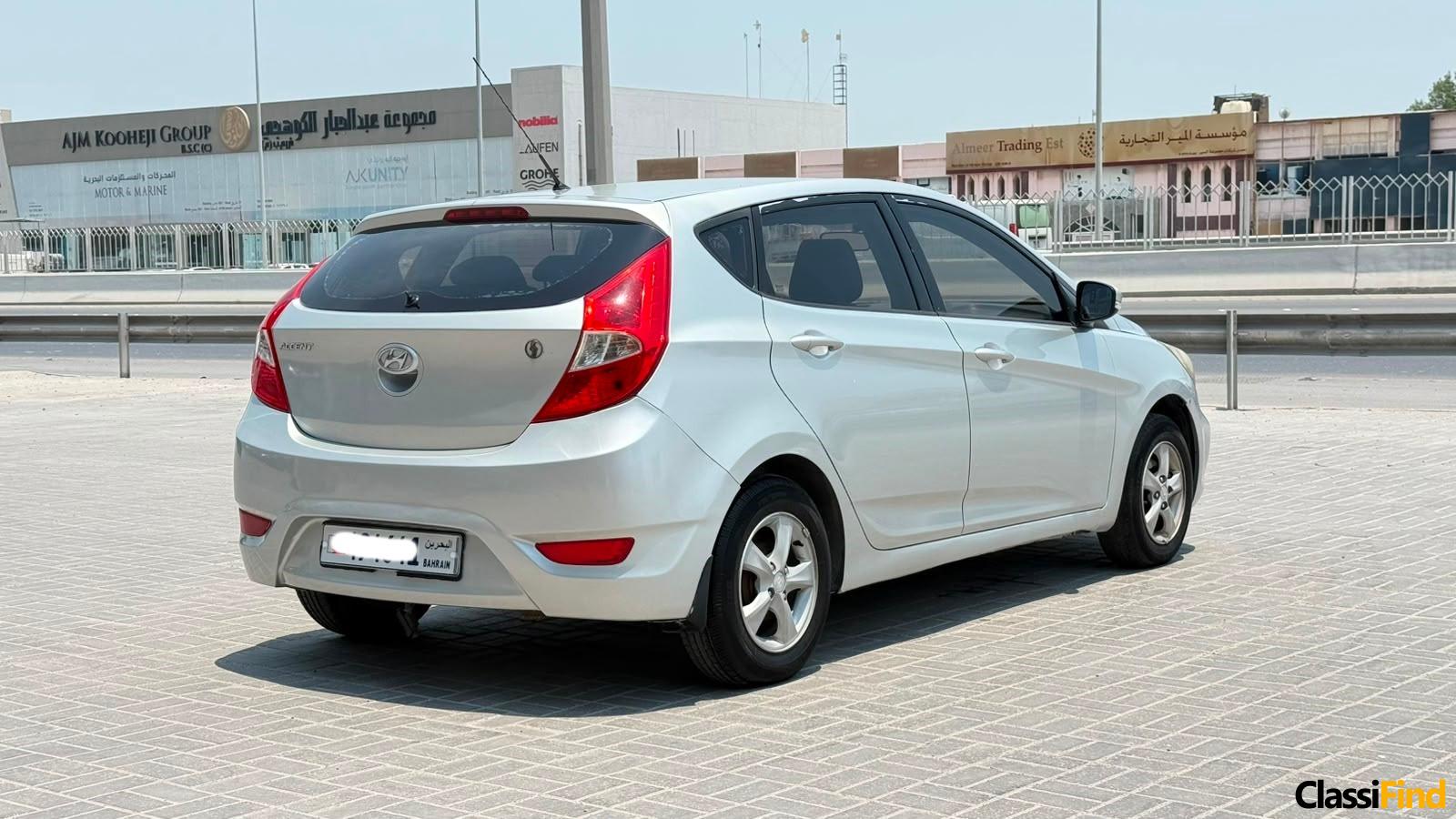 Hyundai Accent 2015 (Silver)