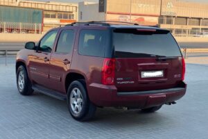 GMC Yukon 2009 (Maroon)
