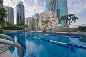 Luxury Sea View Apartment for Rent in Al Juffair – High Floor, All-Inclusive Amenities