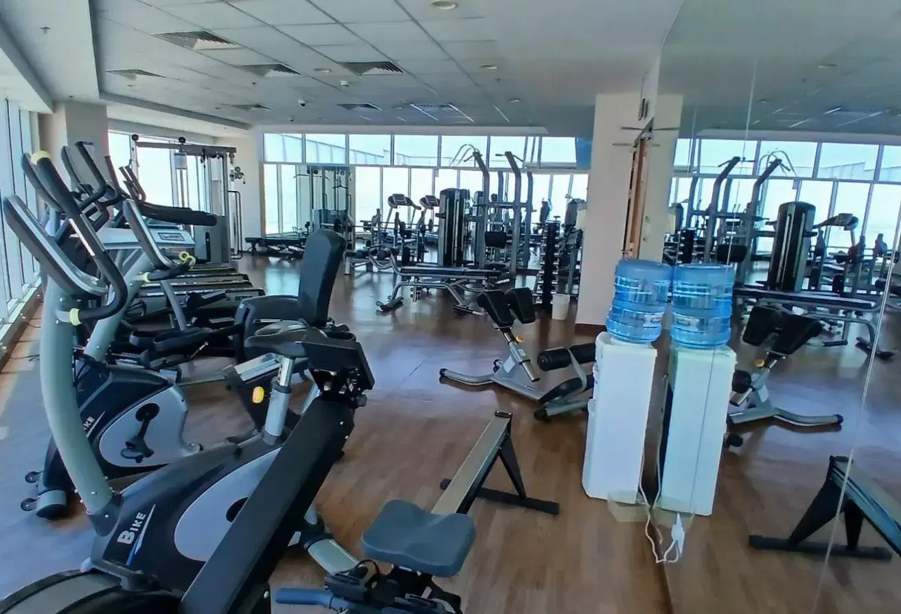 Luxury 2BR Apartment for Rent in Amwaj Avenue – Sea View, Gym, Pool, Housekeeping Included