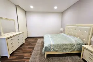 Luxury Apartments for Rent in Reef Island: Stunning Island Views, Outdoor Pool, Barbecue Area, and Fully Equipped Gym