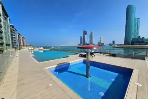 Luxury Apartments for Rent in Reef Island: Stunning Island Views, Outdoor Pool, Barbecue Area, and Fully Equipped Gym