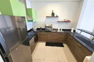 Luxury Apartments for Rent in Reef Island: Stunning Island Views, Outdoor Pool, Barbecue Area, and Fully Equipped Gym