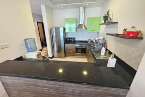 Luxury Apartments for Rent in Reef Island: Stunning Island Views, Outdoor Pool, Barbecue Area, and Fully Equipped Gym