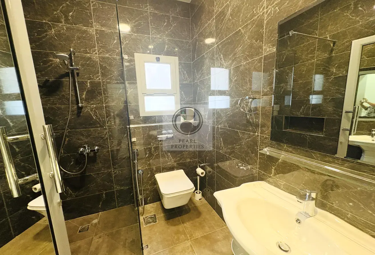 3-Bedroom Apartment with Private Pool for Rent in Saar