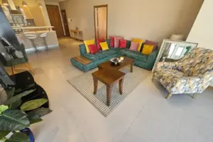 شقة بغرفة نوم واحدة للإيجار في السيف مع إطلالة على البحر