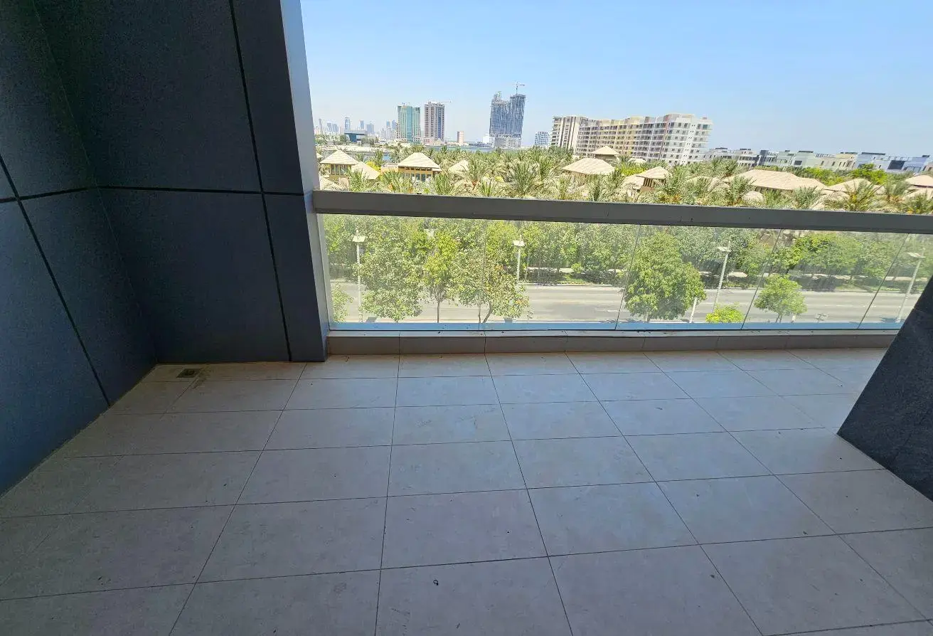Luxury 3-Bedroom + Maid Apartment for Sale in Reef Island – Best Deal, Partly Furnished