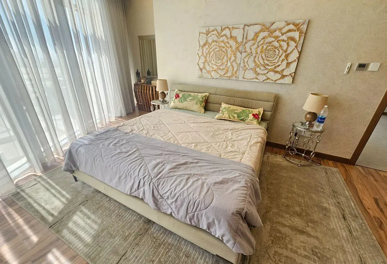 Seef Apartments for Rent: 94 SQM with Panoramic Sea View & Premium Facilities