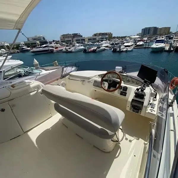 CRANCHI Atlantique 40 Fly 2008 – 43 ft Luxury Flybridge Cruiser Available for Sale Now