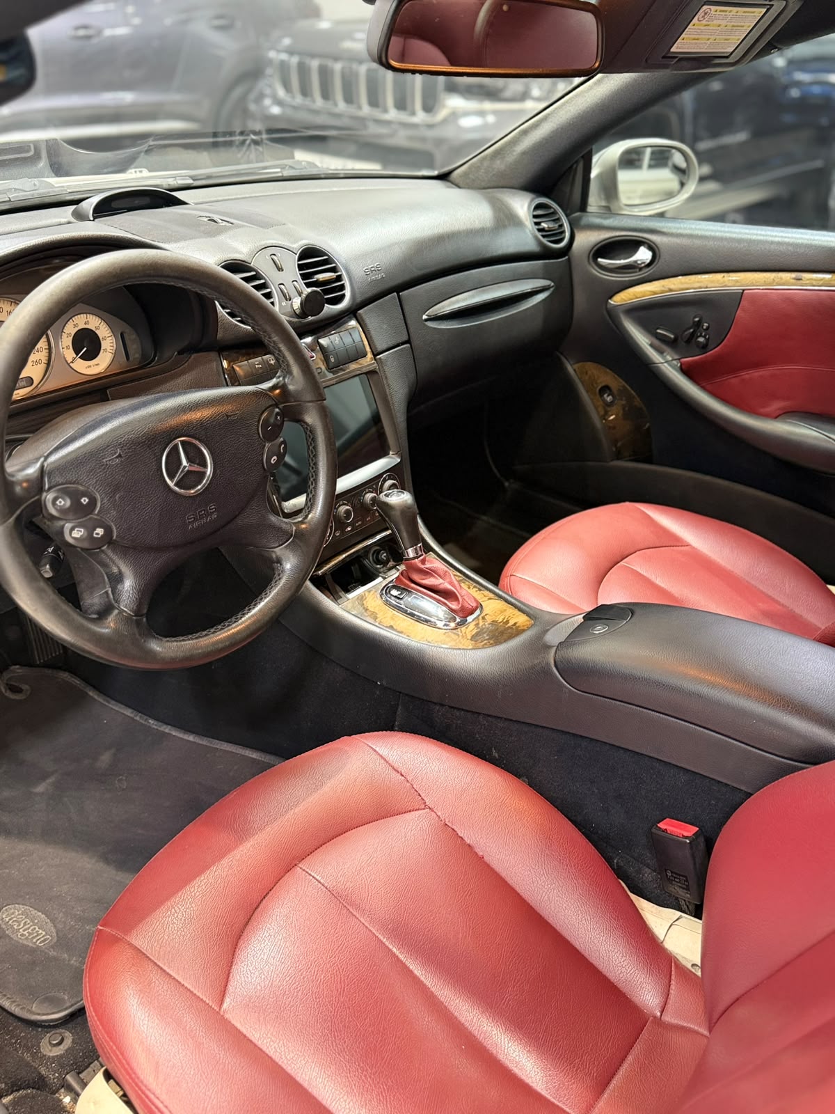 Mercedes Benz CLK-280 / 2008 (Silver)