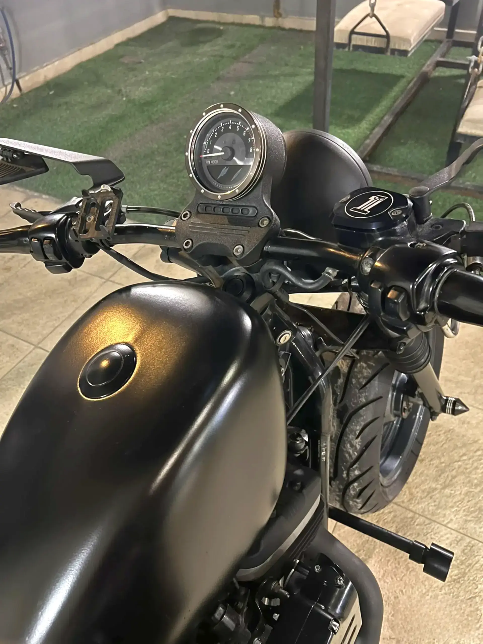 Harley Davidson Iron 883 Sportster 2011 – Customised