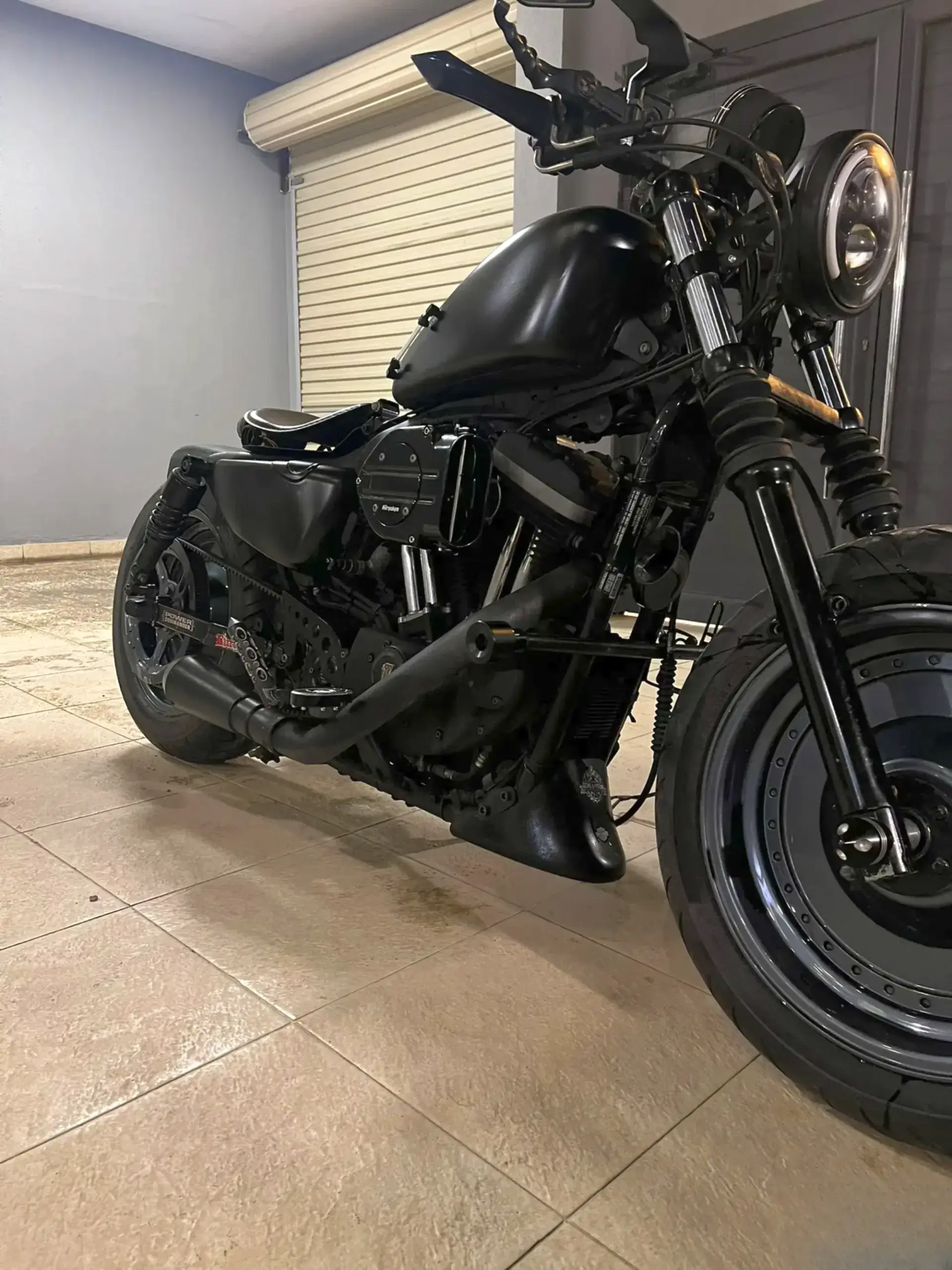 Harley Davidson Iron 883 Sportster 2011 – Customised