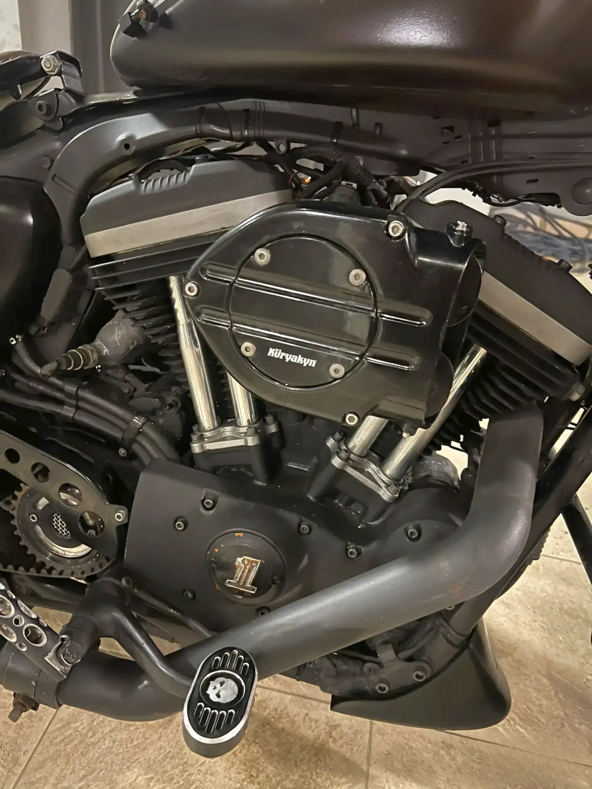 Harley Davidson Iron 883 Sportster 2011 – Customised