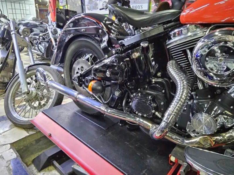 Harley Davidson Softail Springer 1998 – Fully Modified