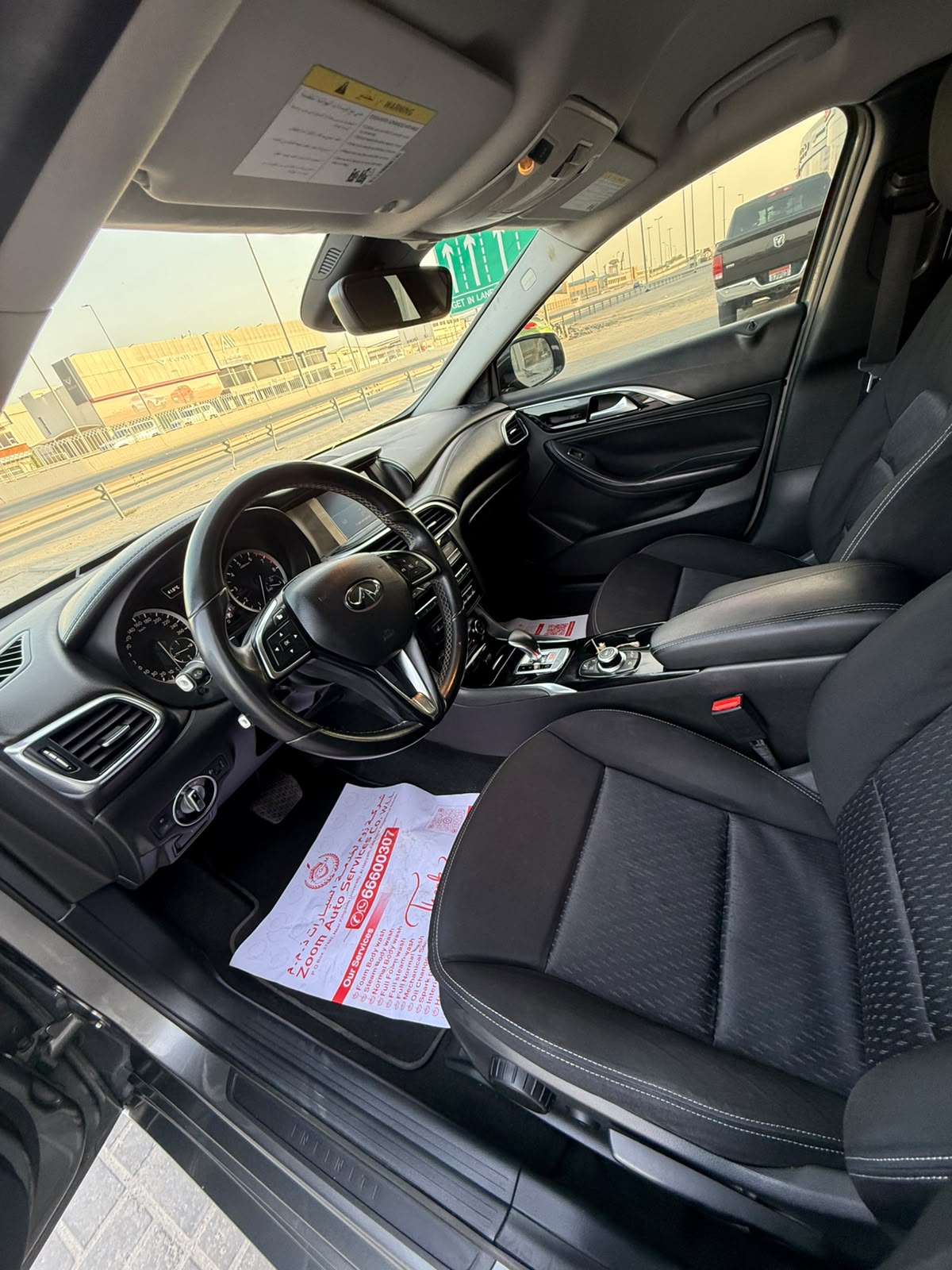 Infiniti Q30 / 2019 (Grey)