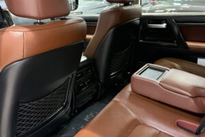 Toyota Land Cruiser GX-R 2020 (White)