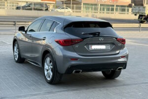 Infiniti Q30 / 2019 (Grey)