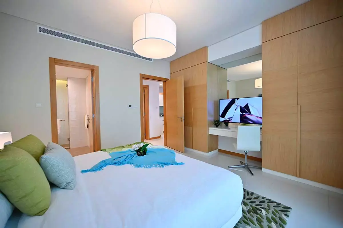 Luxury Serviced Hotel Apartments in Seef – Managed by Royal Ambassador