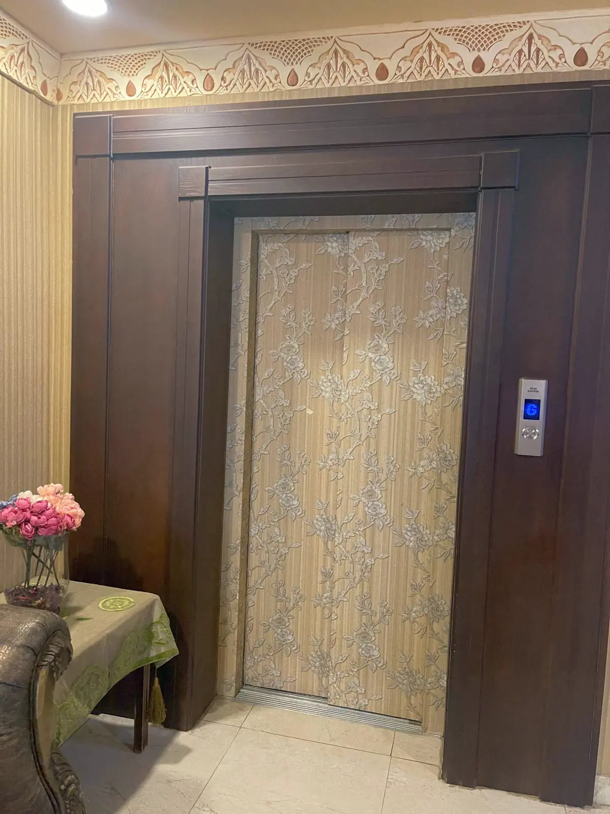Residential Building with Ground-Floor Villa & 4 Rented Apartments – East Riffa