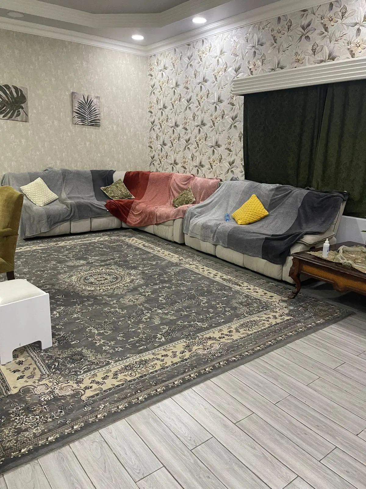 Residential Building with Ground-Floor Villa & 4 Rented Apartments – East Riffa