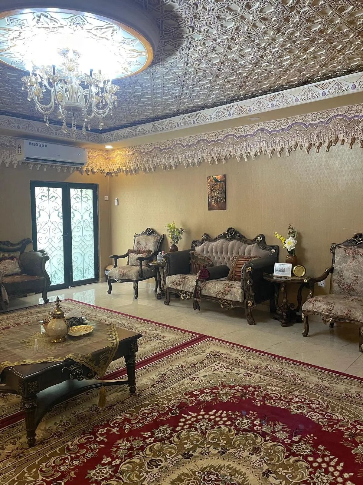 Residential Building with Ground-Floor Villa & 4 Rented Apartments – East Riffa