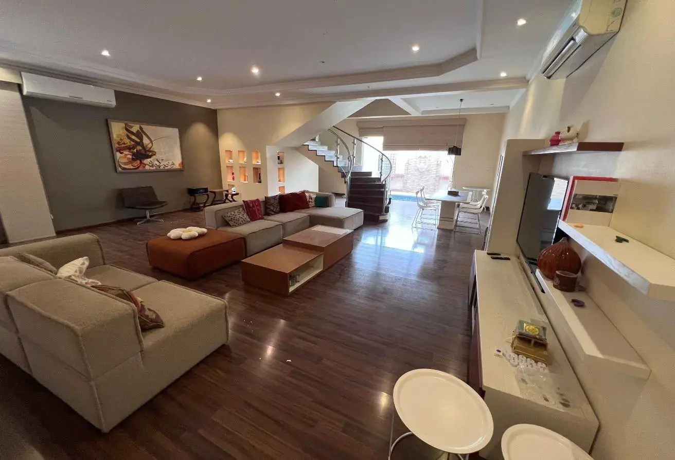 Elegant 4-Bedroom Villa with Pool for Sale in New Hidd