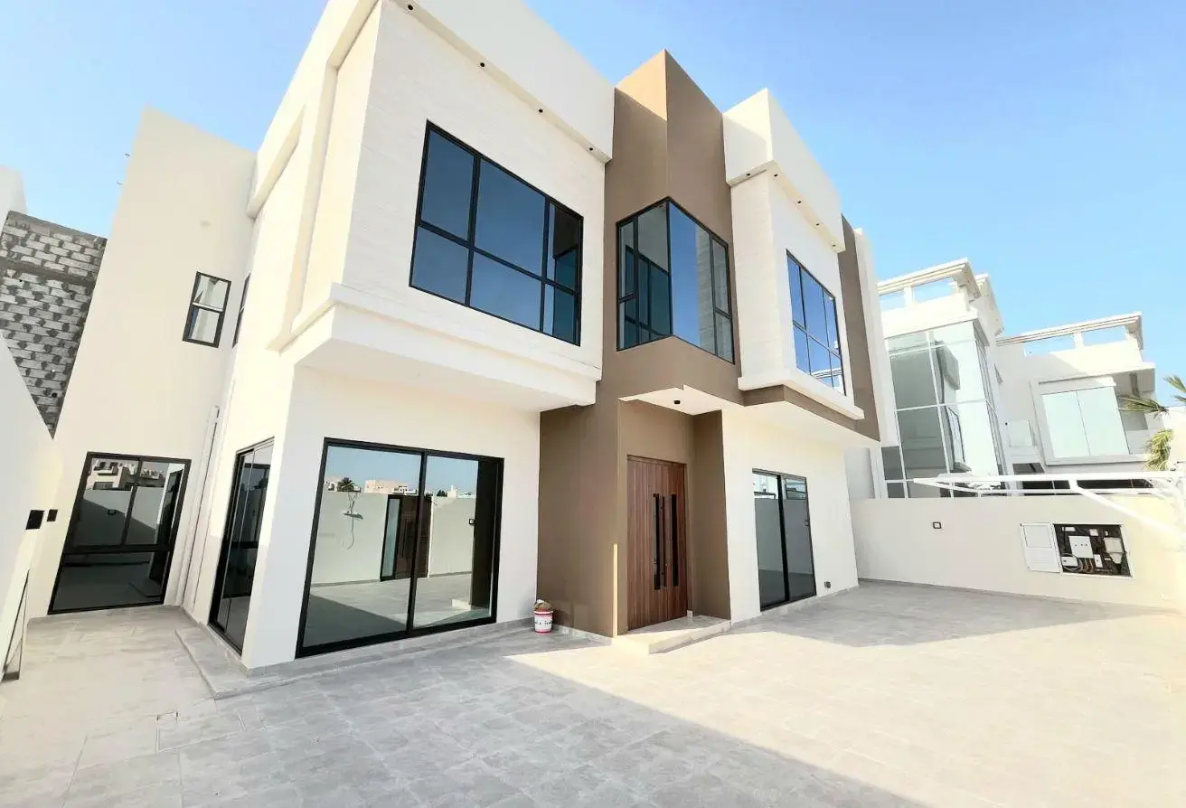Luxury Brand New Villas for Sale in Prime Saar Location – Ready to Move In