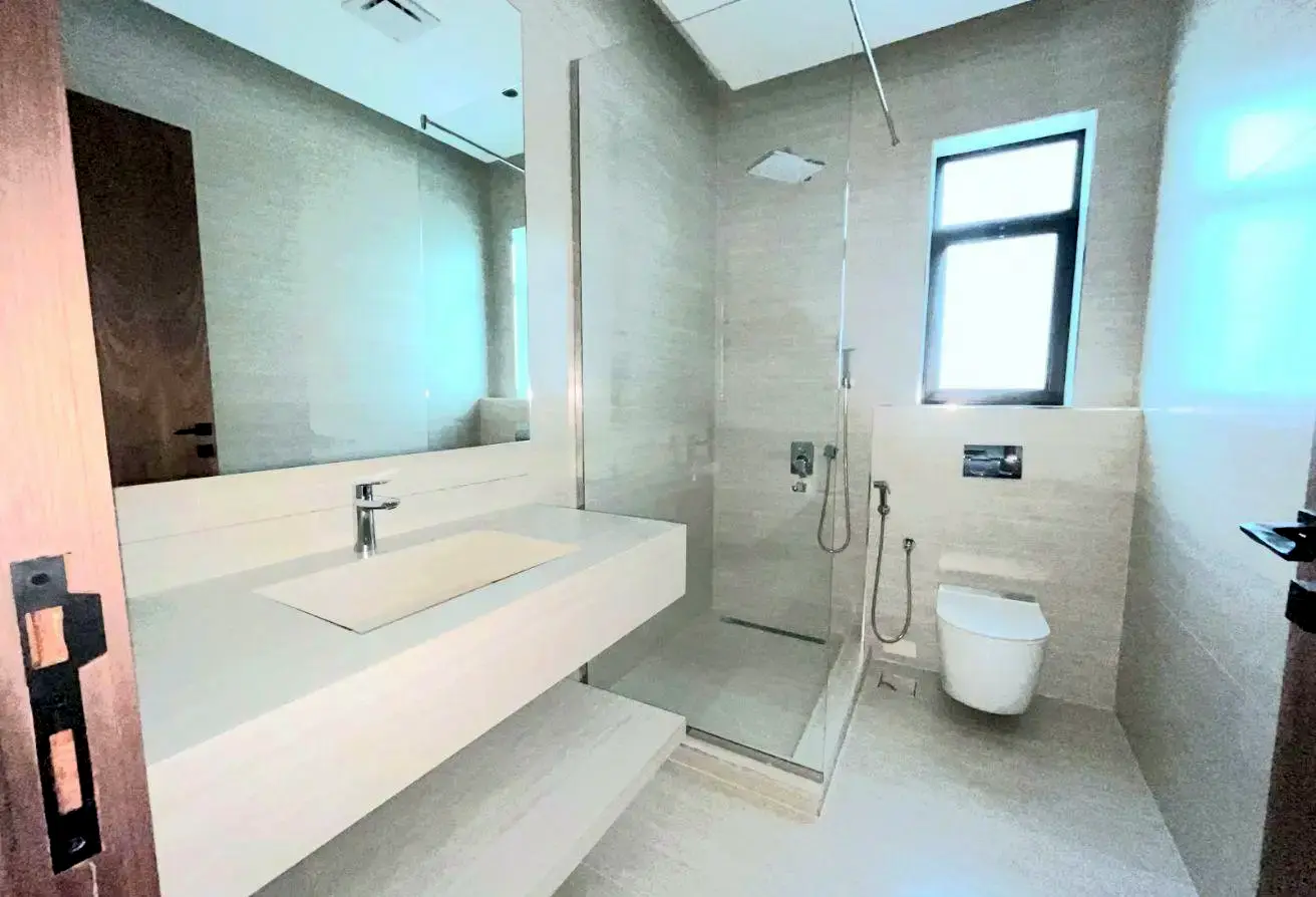 Luxury Brand New Villas for Sale in Prime Saar Location – Ready to Move In