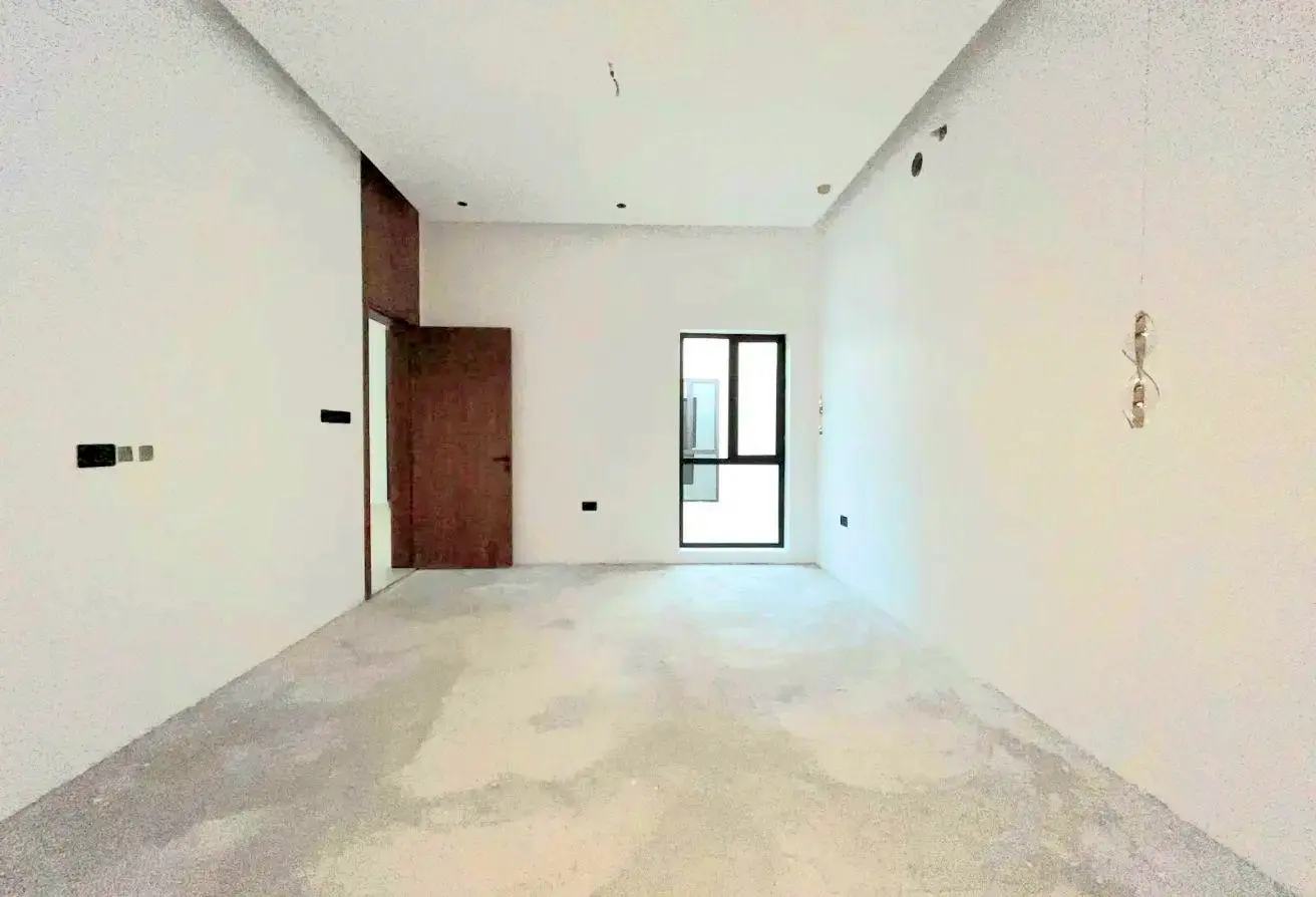 Luxury Brand New Villas for Sale in Prime Saar Location – Ready to Move In