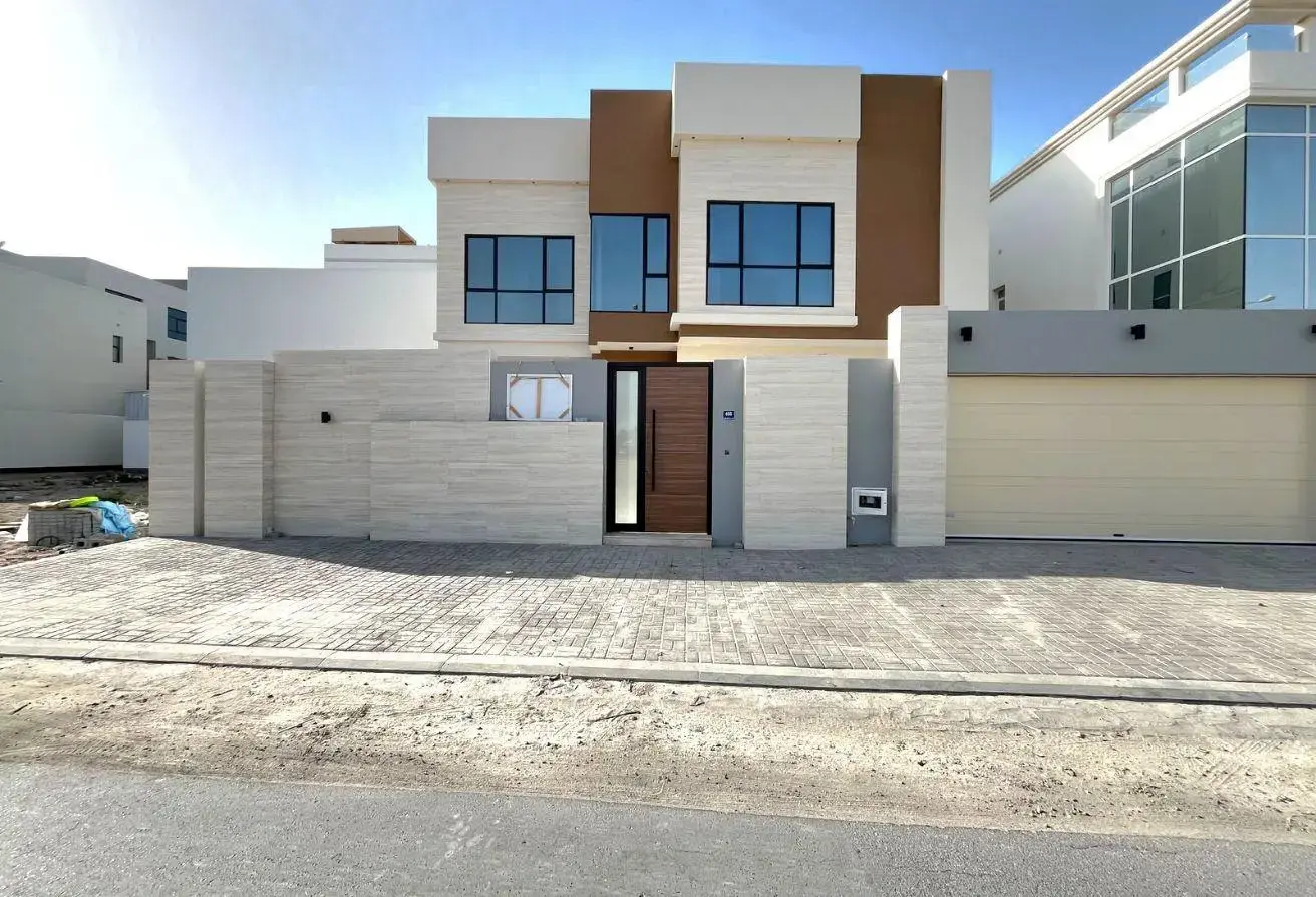 Luxury Brand New Villas for Sale in Prime Saar Location – Ready to Move In