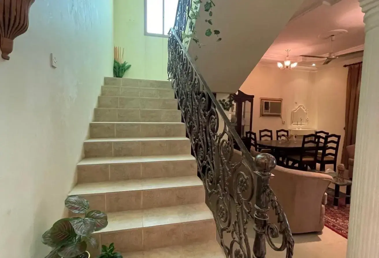 4-Bedroom Villa for Sale in Sanad – Al Nasfah